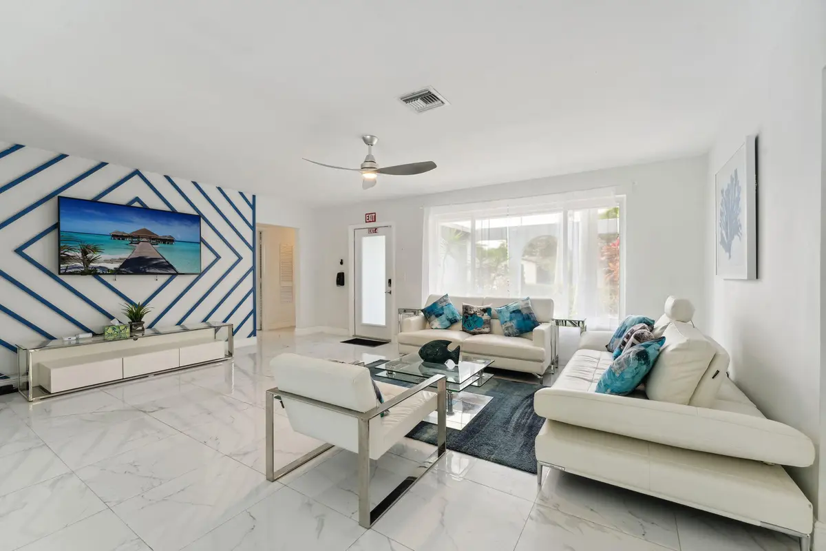 3-web-or-mls-DSC01231 at 1243 GARFIELD Street, Hollywood