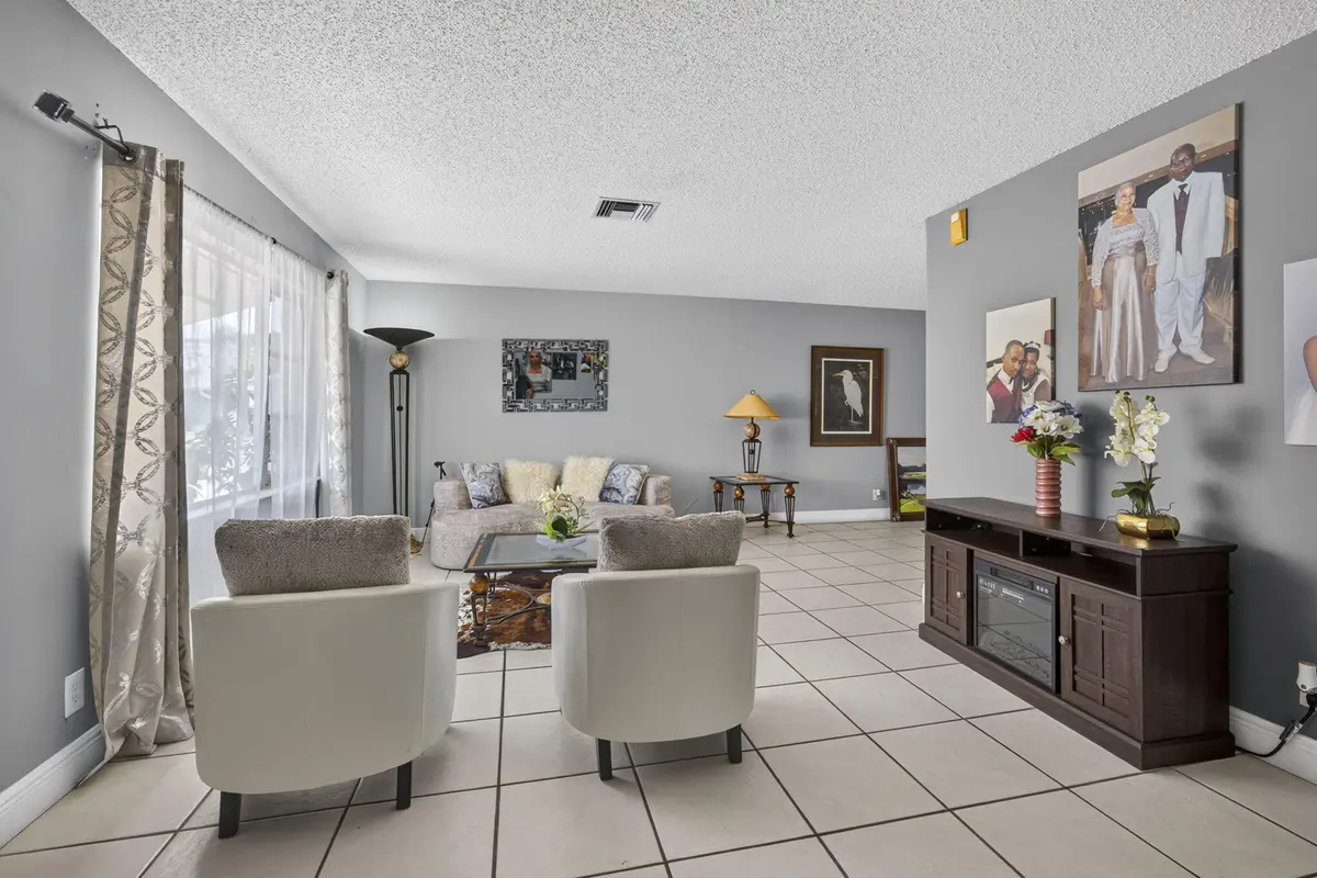 9-web-or-mls-BS1A2248 at 5337 BELLEVILLE Road, West Palm Beach
