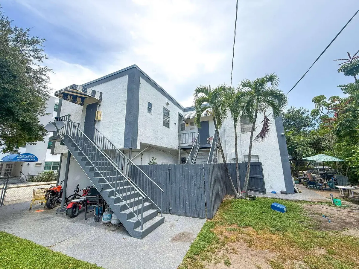 007_Cunningham.7 at 301 S M Street, Lake Worth Beach