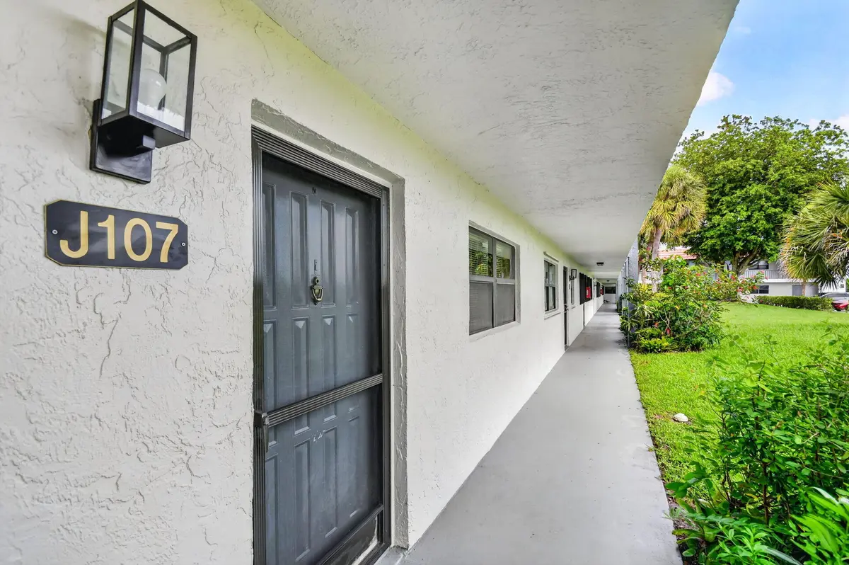 Entrance at 2101 W Woolbright Road J107, Boynton Beach