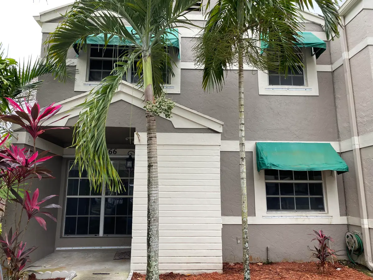 IMG_6102 at 12366 SW 51st Place, Cooper City