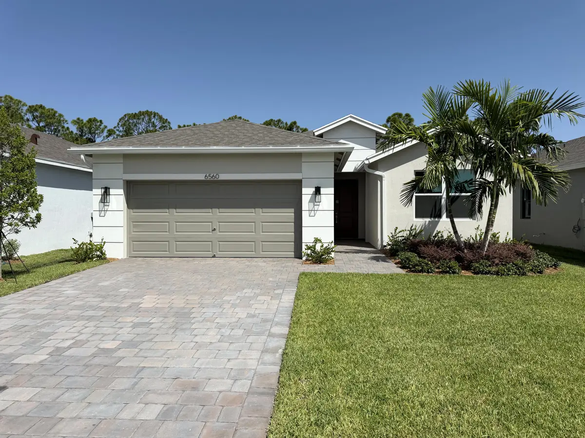 Lot 7 Avon exterior at 6560 SE Park Trace Drive, Stuart