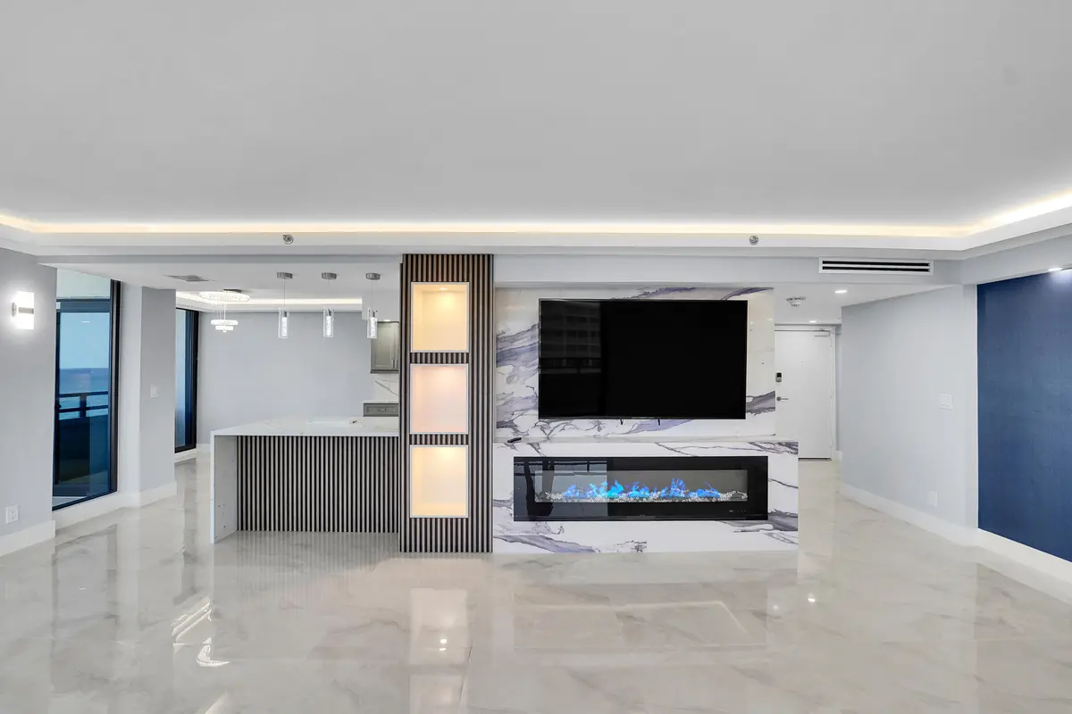 Living 3 at 3560 S Ocean Boulevard 700, South Palm Beach