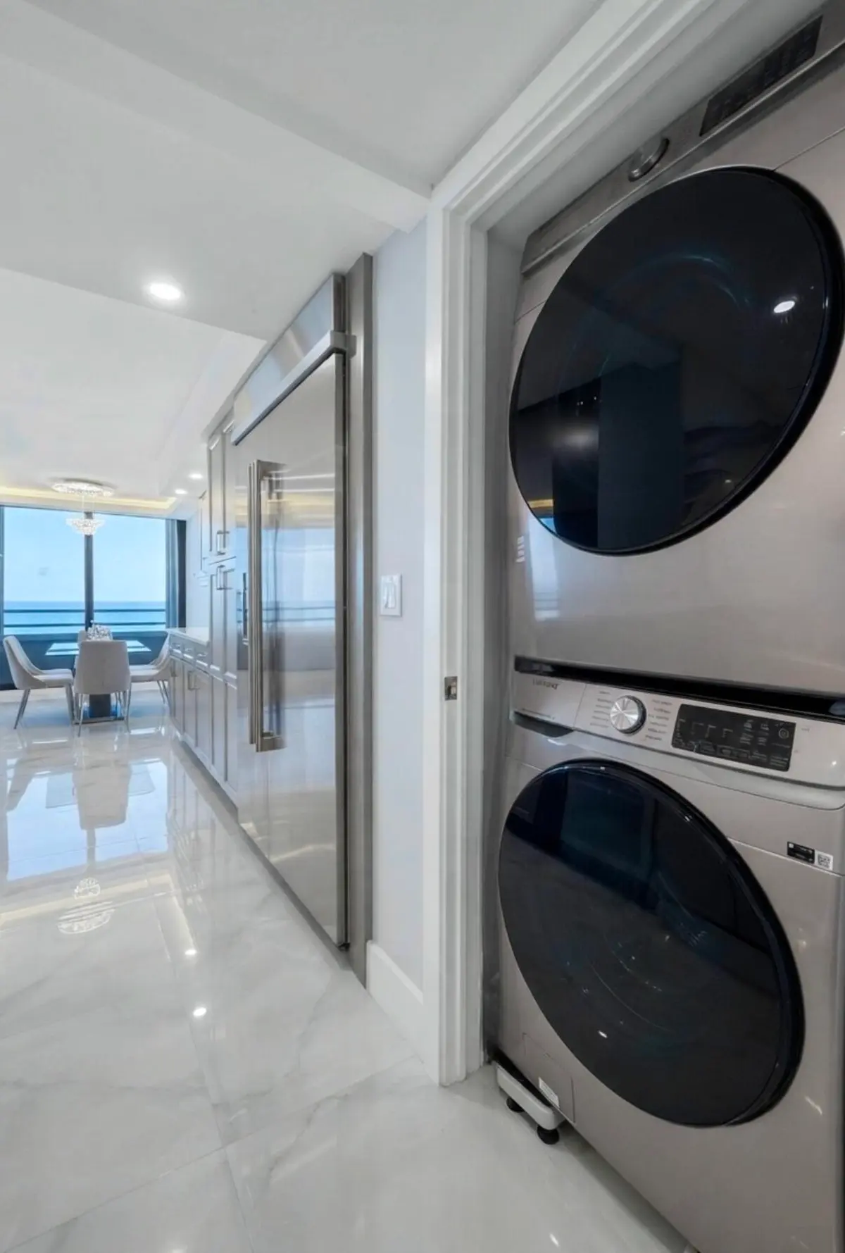 unit washer dryer at 3560 S Ocean Boulevard 700, South Palm Beach