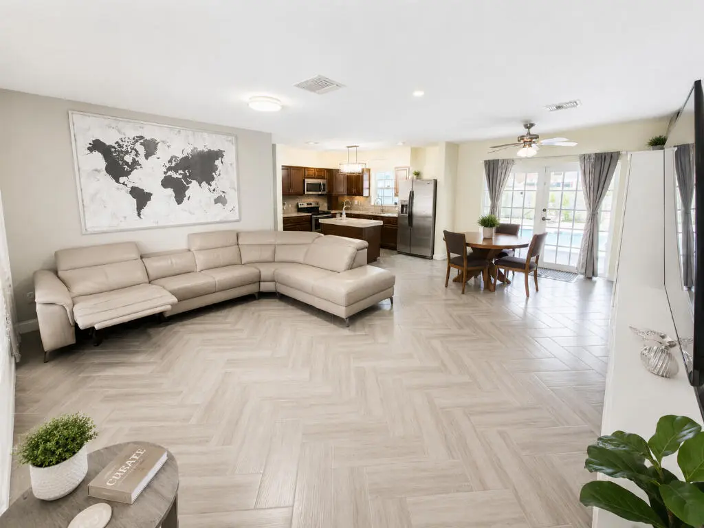 42425_04_image-191683_07.17.2026 at 7120 SW 13TH Street, Pembroke Pines