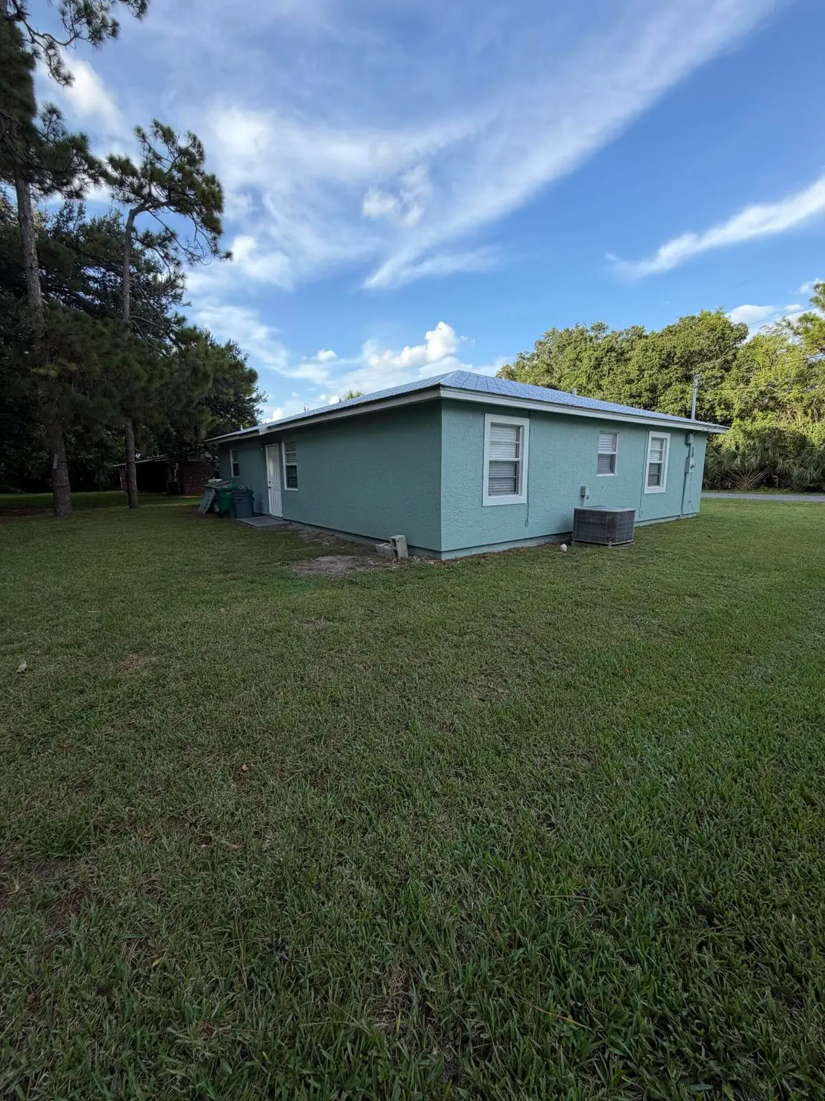 IMG_0008 at 1605 N 42ND Street, Fort Pierce