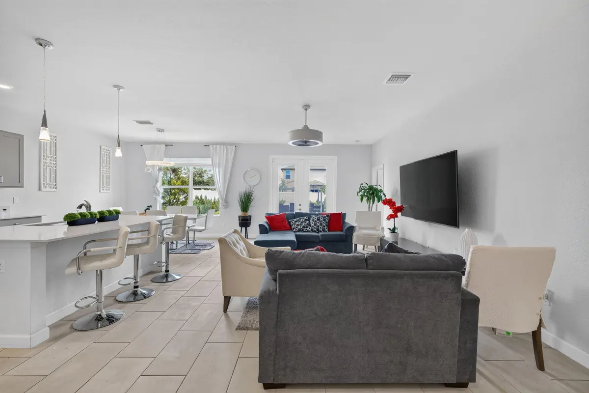 7-web-or-mls-3A5A4037 at 4206 BIRKDALE Drive, Fort Pierce