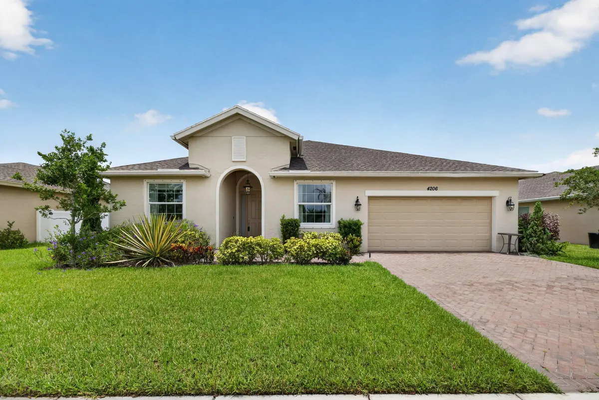 1-web-or-mls-3A5A3956 at 4206 BIRKDALE Drive, Fort Pierce