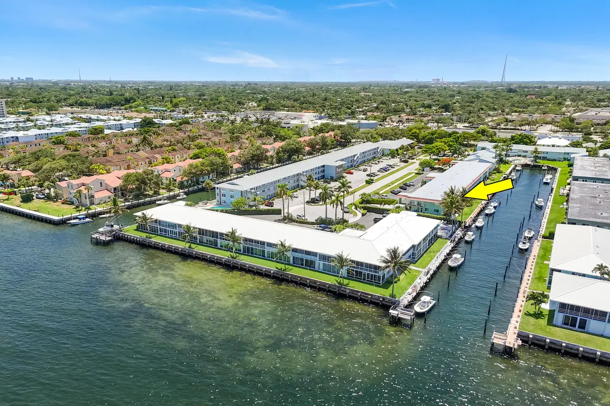 DJI_20260715141625_0169_D A at 117 Lehane Terrace 211, North Palm Beach