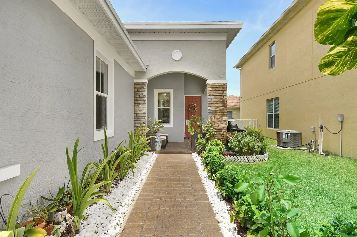 8-web-or-mls-500_6898 copy at 742 NW LEONARDO Circle, Port St. Lucie