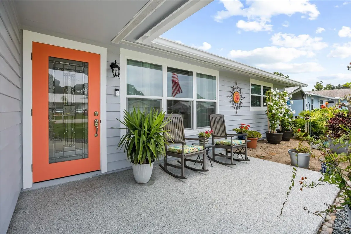 03-19th in-34 at 215 19th Avenue, Vero Beach