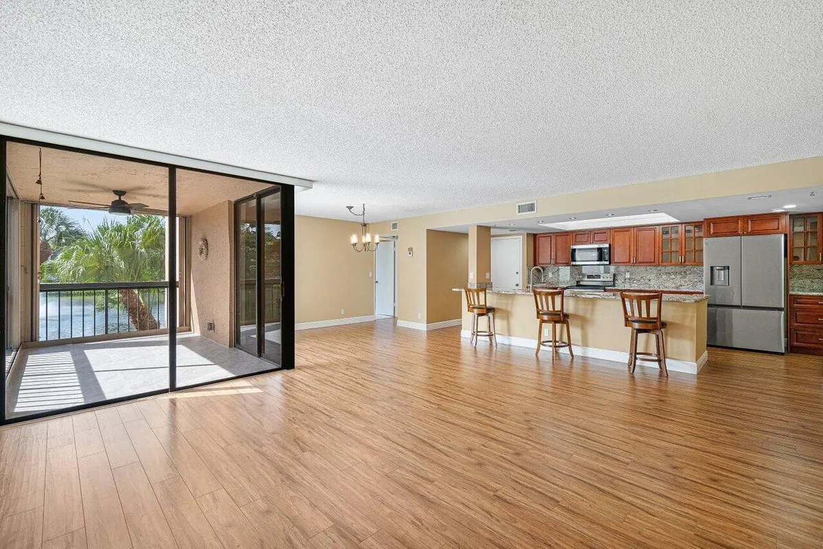 006-950EgretCircle-5202-DelrayBeach-FL-3 at 950 Egret Circle 5202, Delray Beach