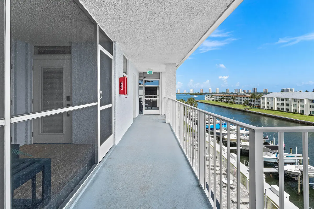 002-108ParadiseHarbourBoulevard-502-Nort at 108 Paradise Harbour Boulevard 502, North Palm Beach