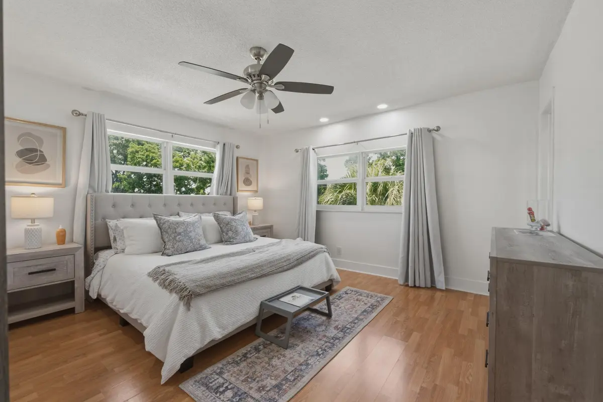 5. Master Bedroom 1 at 9200 N Hollybrook Lake Drive 310, Pembroke Pines