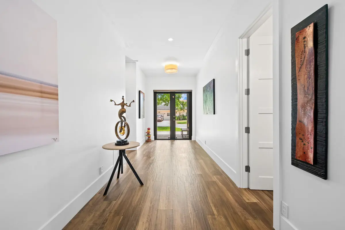 3209 foyer at 3209 Leigh Road, Pompano Beach