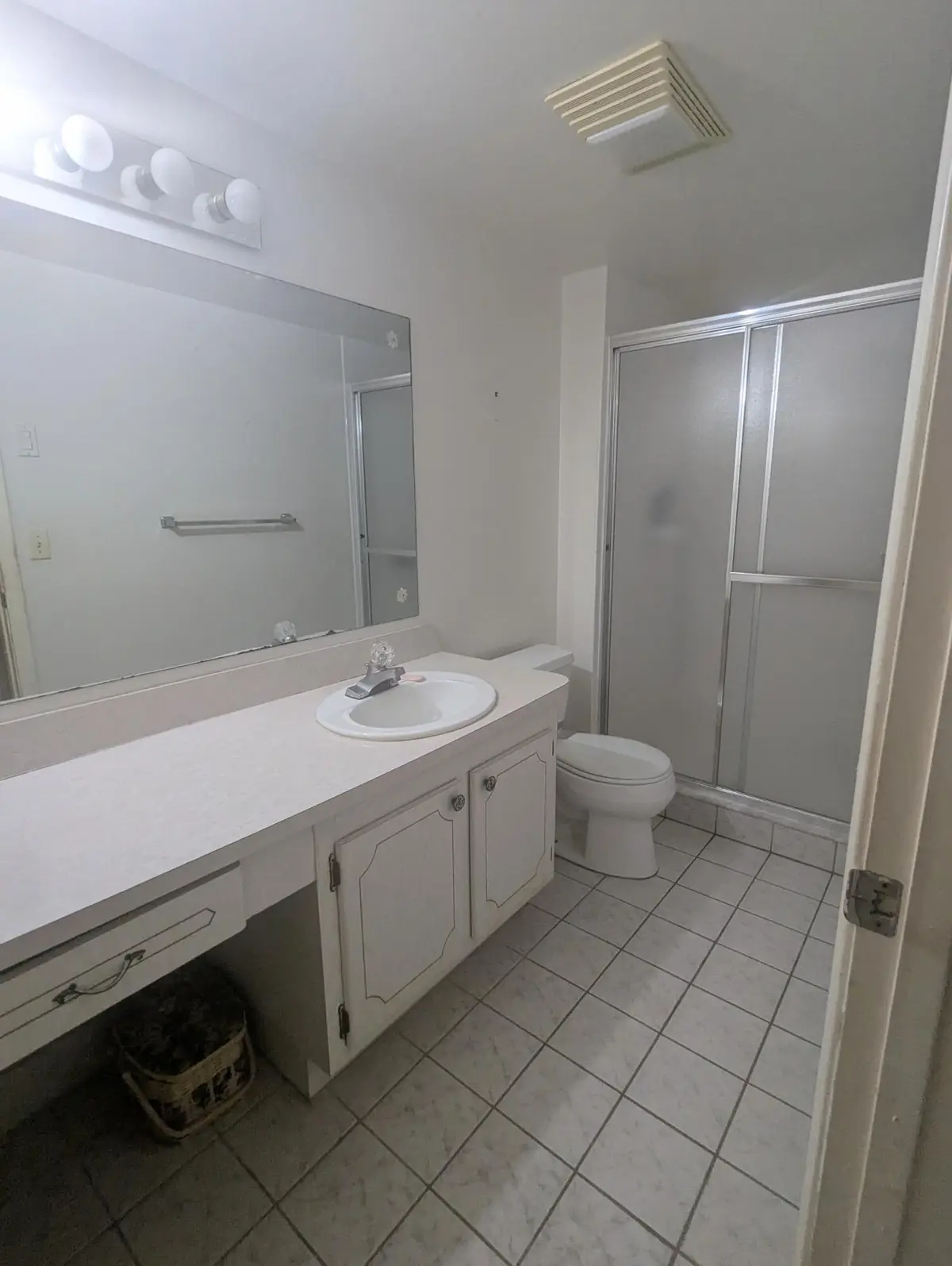 Bath 2 at 205 Wellington M, West Palm Beach