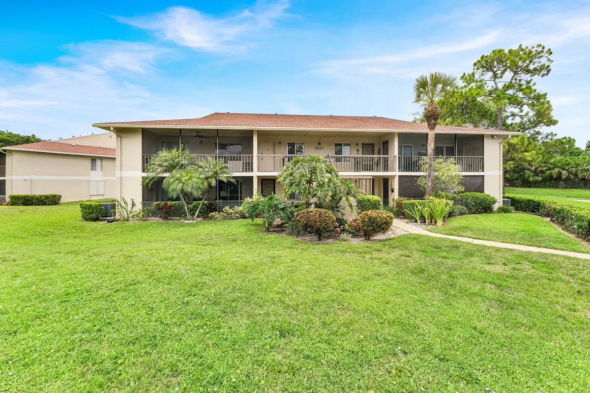 Front at 6527 Chasewood Drive G, Jupiter