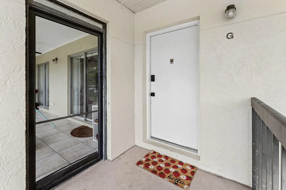 Front Door at 6527 Chasewood Drive G, Jupiter