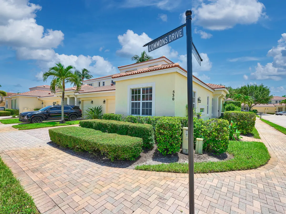 © PYL 0003 at 530 COMMONS Drive, Palm Beach Gardens