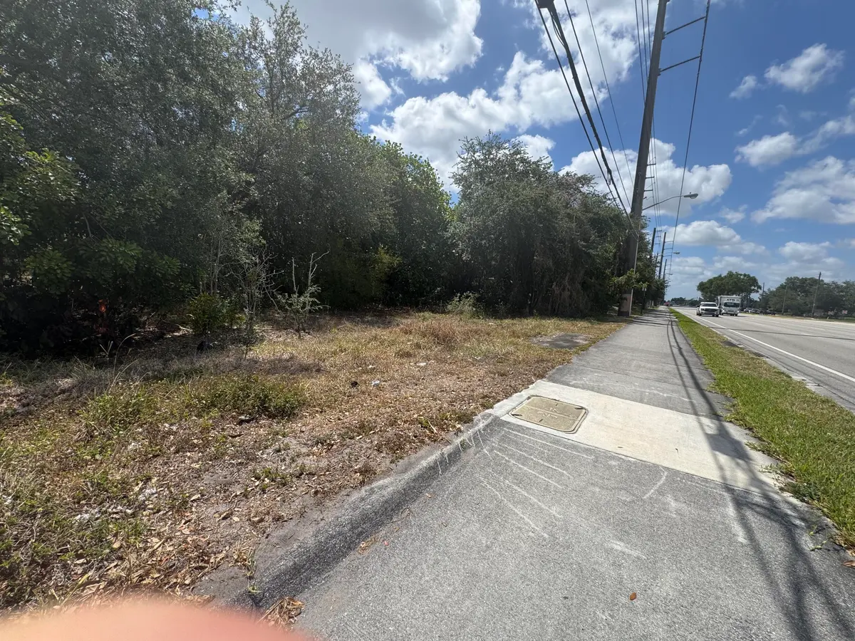 IMG_4605 at 3358 S Jog Road, Greenacres