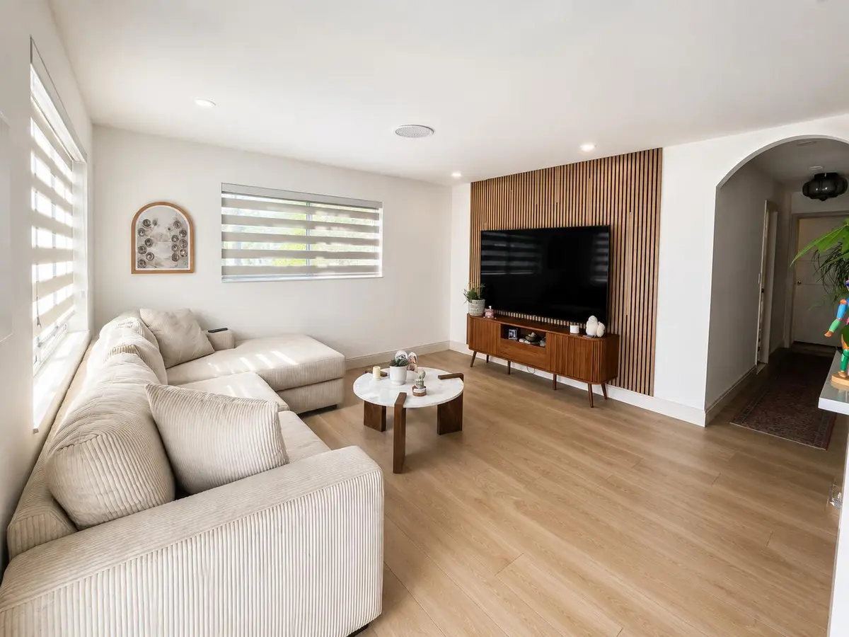 Living Room at 412 S 24TH Avenue, Hollywood