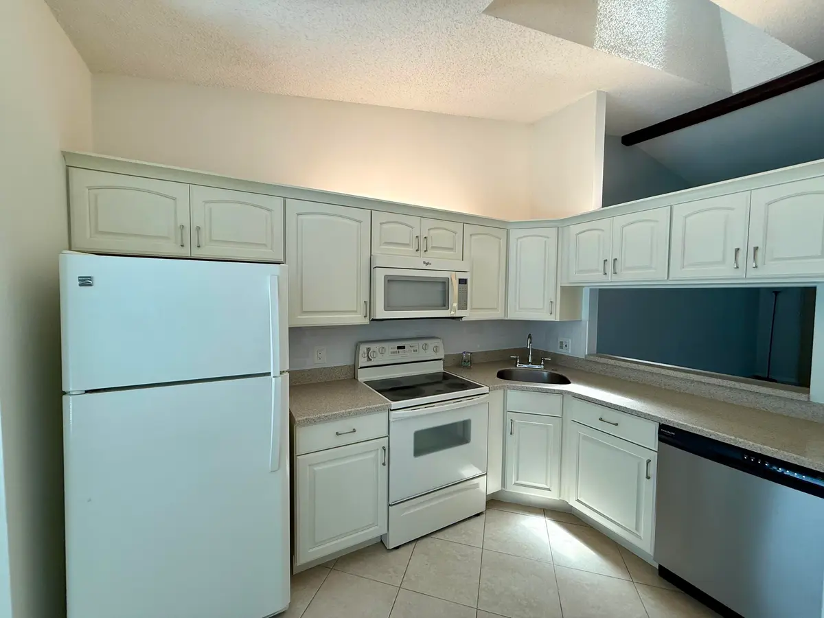 IMG_8272 at 2054 SW Silver Pine Way 123-B, Palm City