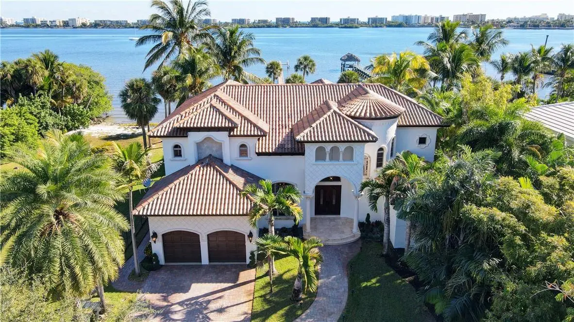 Photo 1 at 1320 S LAKESIDE Drive, Lake Worth Beach