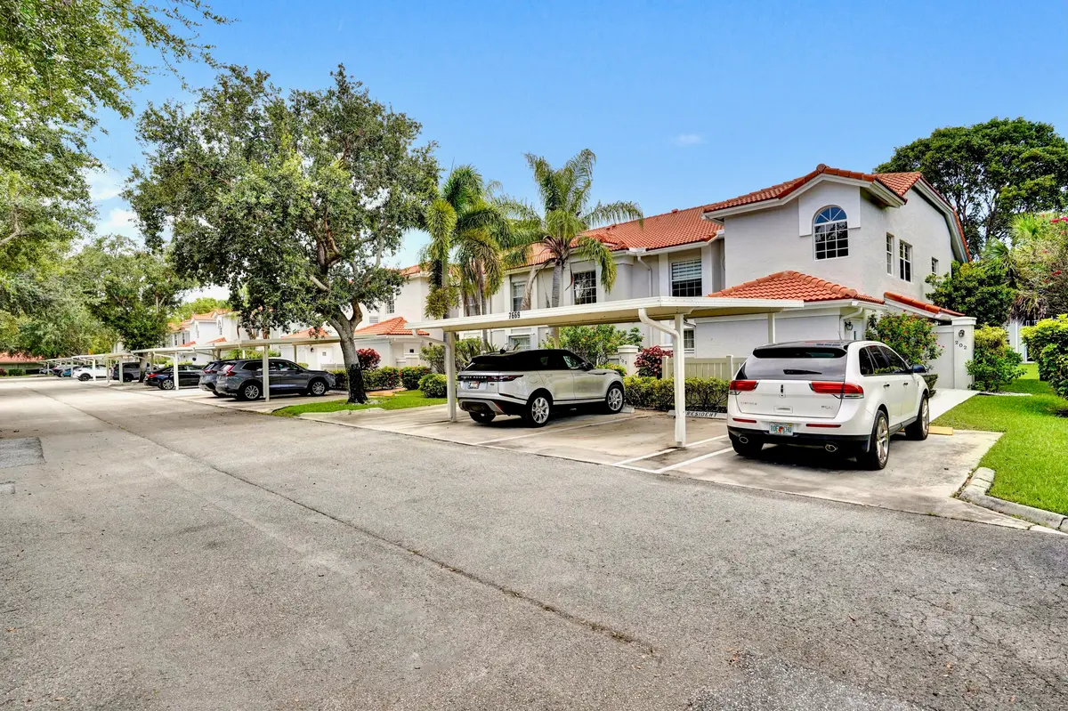 7669 Springwater - 3 at 7669 Springwater Place 202, Boynton Beach