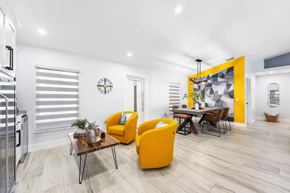 Wet Bar at 1750 17th Avenue, Lake Worth Beach