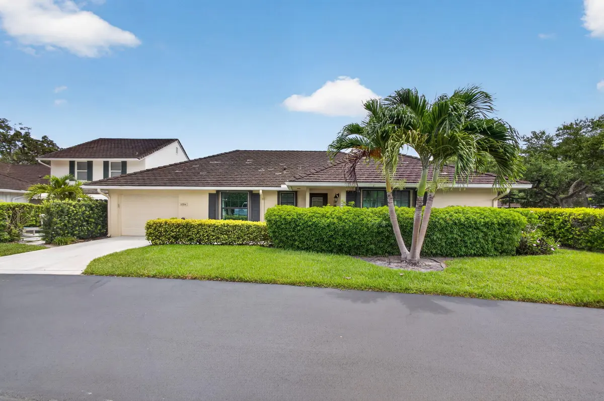 4-web-or-mls-5D1A9989 at 11354 Briarwood Place, North Palm Beach