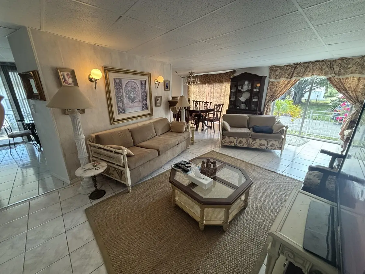 thumbnail_IMG_7107 at 113 NW 50th Street, Pompano Beach