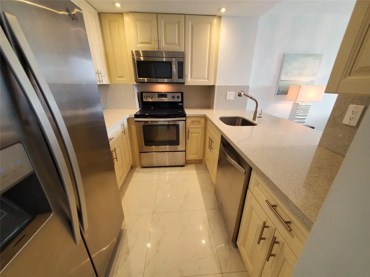 Photo 3 at 3031 N OCEAN Boulevard 708, Fort Lauderdale
