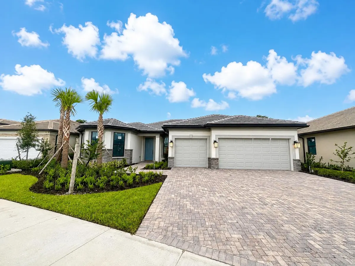 FE0A3372-92C7-4EC6-85CA-1273DFA49F42 at 4519 SILVERWOOD Lane, Oakland Park