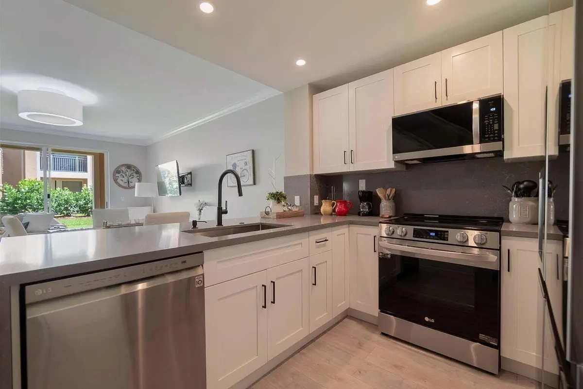 11789 1 at 11789 Saint Andrews Place 103, Wellington