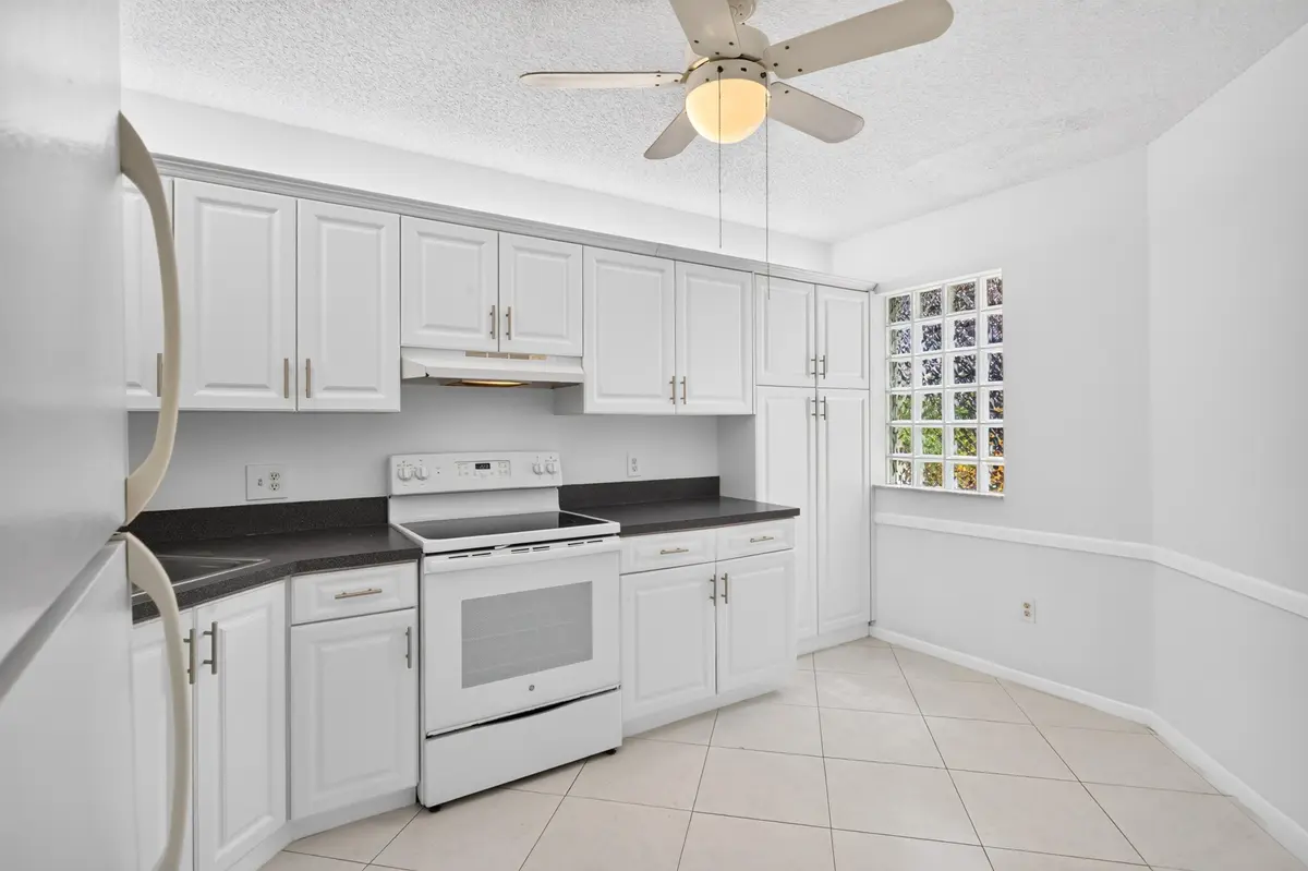 Kitchen at 5283 Europa Drive D, Boynton Beach
