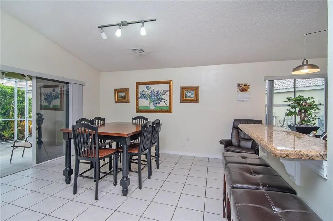 Photo 7 at 4297 Pine Ridge Court, Weston