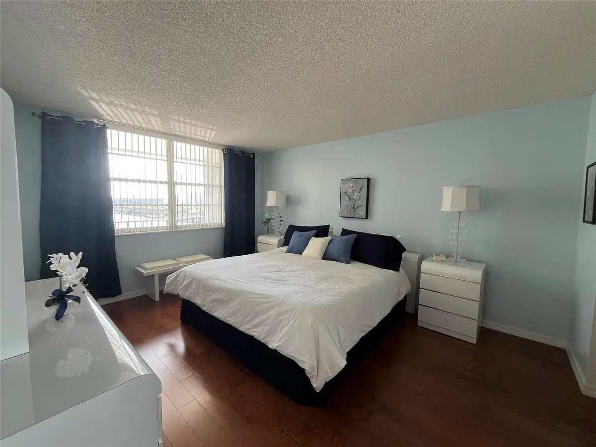 Photo 6 at 1400 S OCEAN Drive 707, Hollywood