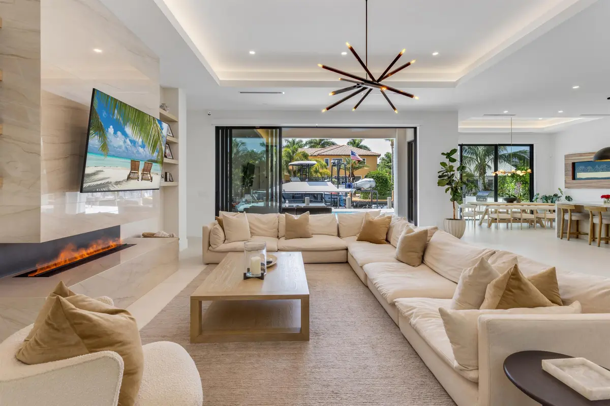 LIVING_ROOM_TO_POOL at 2420 NE 48th Street, Lighthouse Point