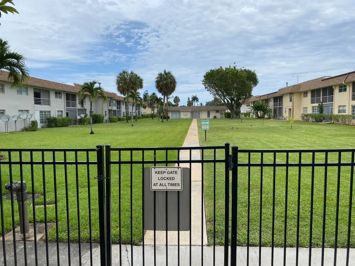 IMG_4292 at 9949 Sandalfoot Boulevard 529, Boca Raton