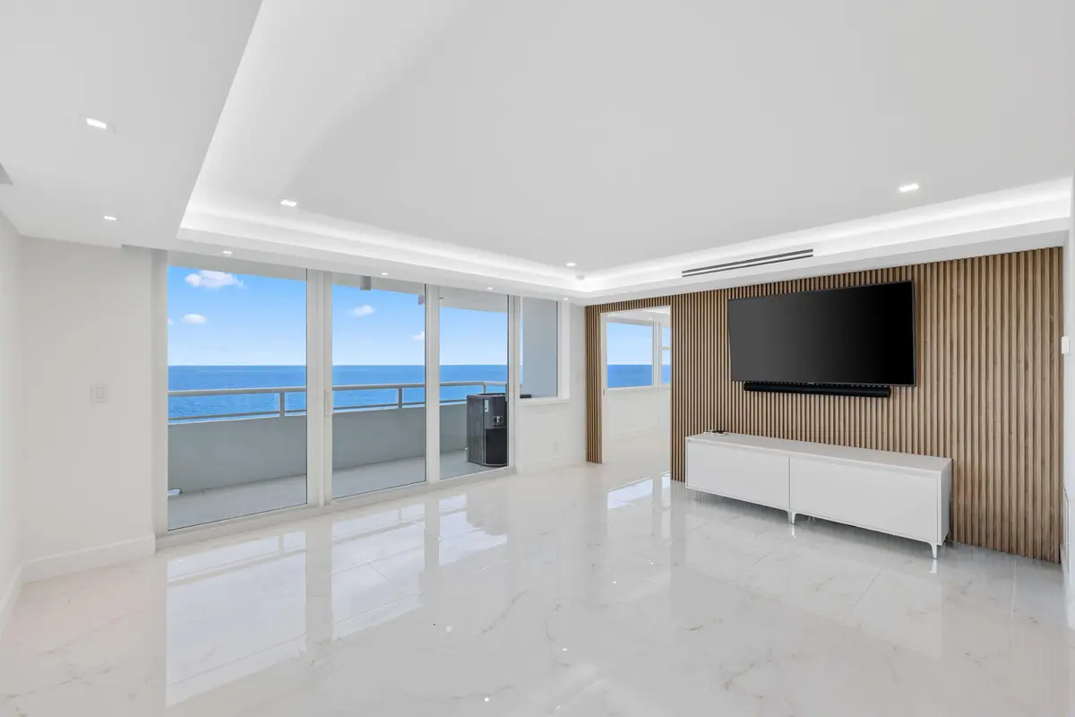 Living Room at 545 S Fort Lauderdale Beach Boulevard 1701, Fort Lauderdale