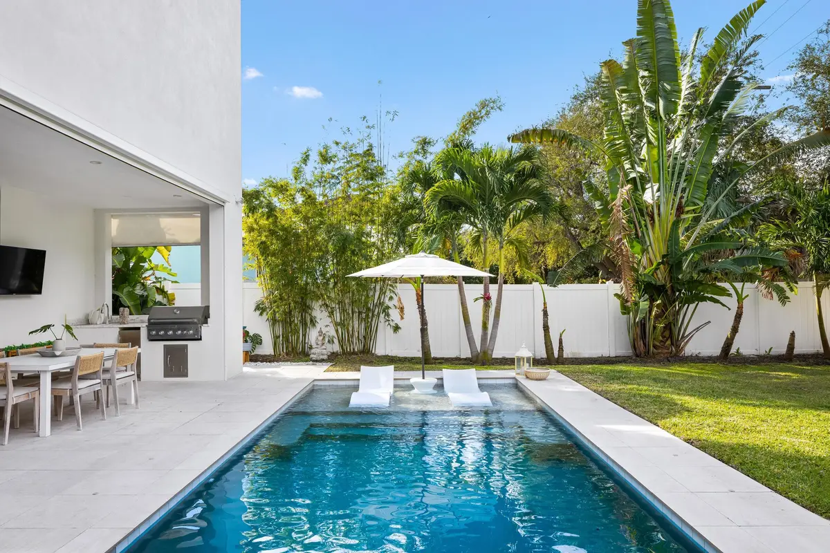 Pool 1 at 1405 NE 4th Avenue, Boca Raton