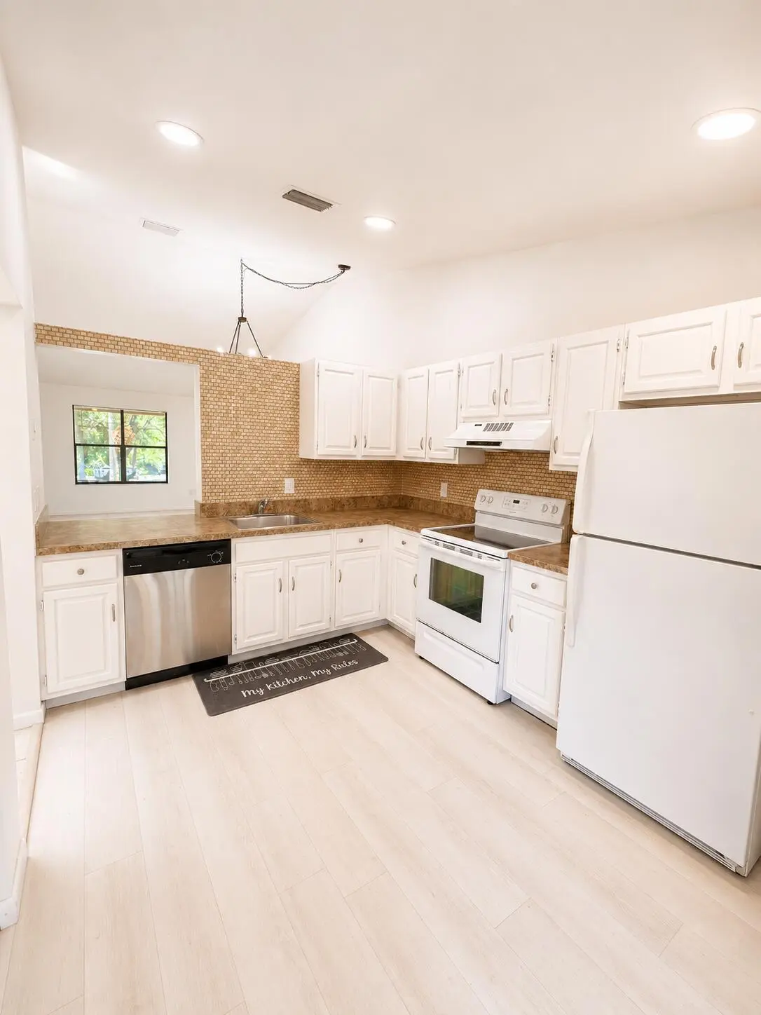 Kitchen at 12969 Pennypacker Trail 16, Wellington