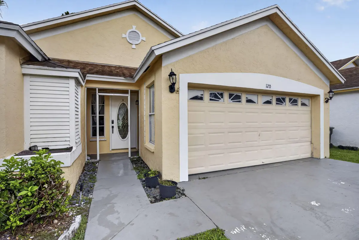5-web-or-mls-BS1A2744 at 120 Paddock Lane, Greenacres