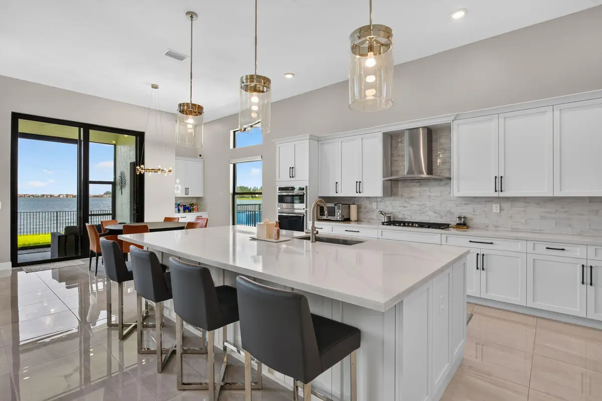 38-web-or-mls-12450-9691 at 12450 N PARKLAND BAY Trail, Parkland