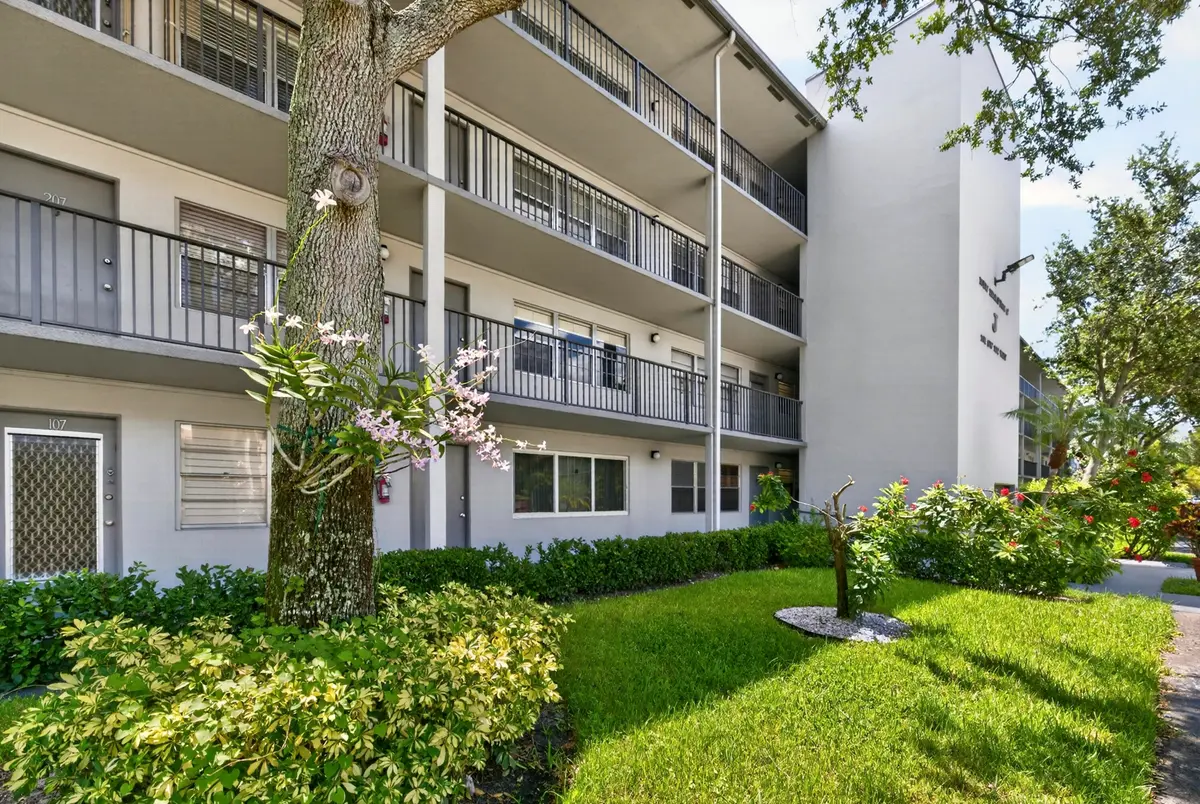 Front of Structure at 101 SW 132nd Way 215J, Pembroke Pines