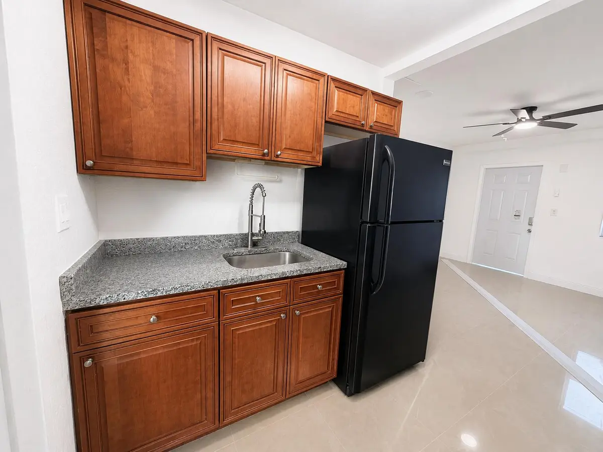 4BDD6814-23AC-4922-8F43-A45D05AB58FD at 5264 NE 20TH Avenue, Pompano Beach