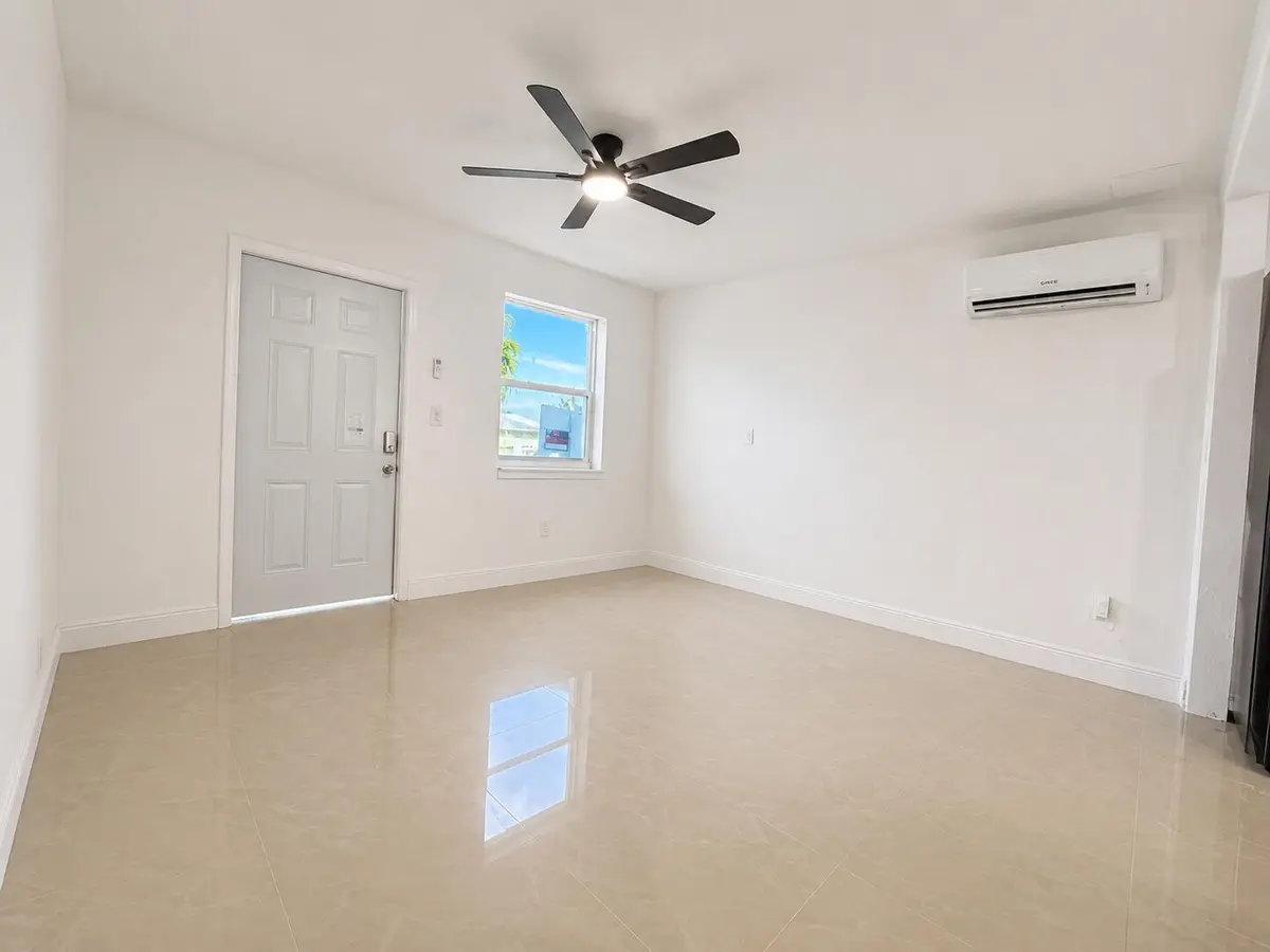 948123FC-D3EB-42BA-A96C-03CF0857CE0F at 5264 NE 20TH Avenue, Pompano Beach