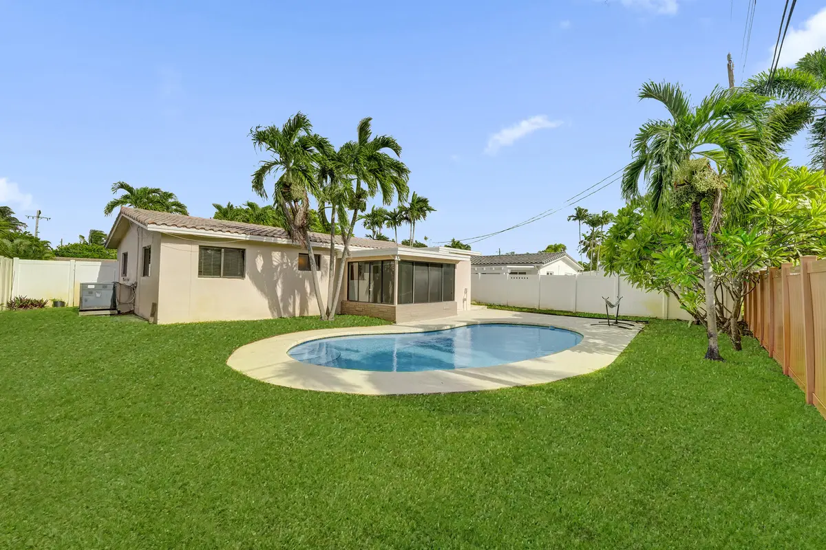 DSC07854 at 4360 NE 13th Avenue, Oakland Park