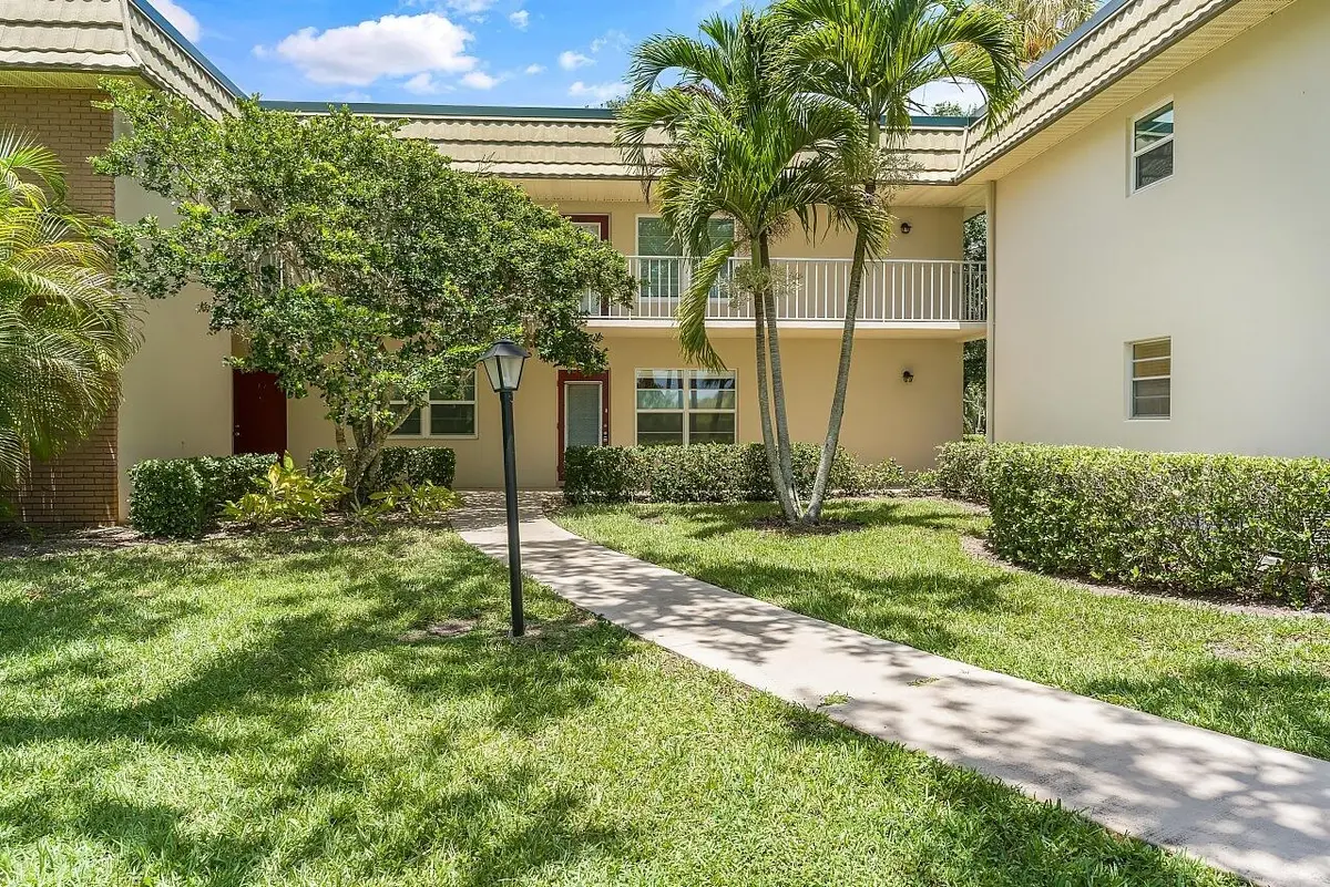 3-Vista-Gardens-Trail-Apt-106-HigMedia-0 at 3 Vista Gardens Trail 106, Vero Beach