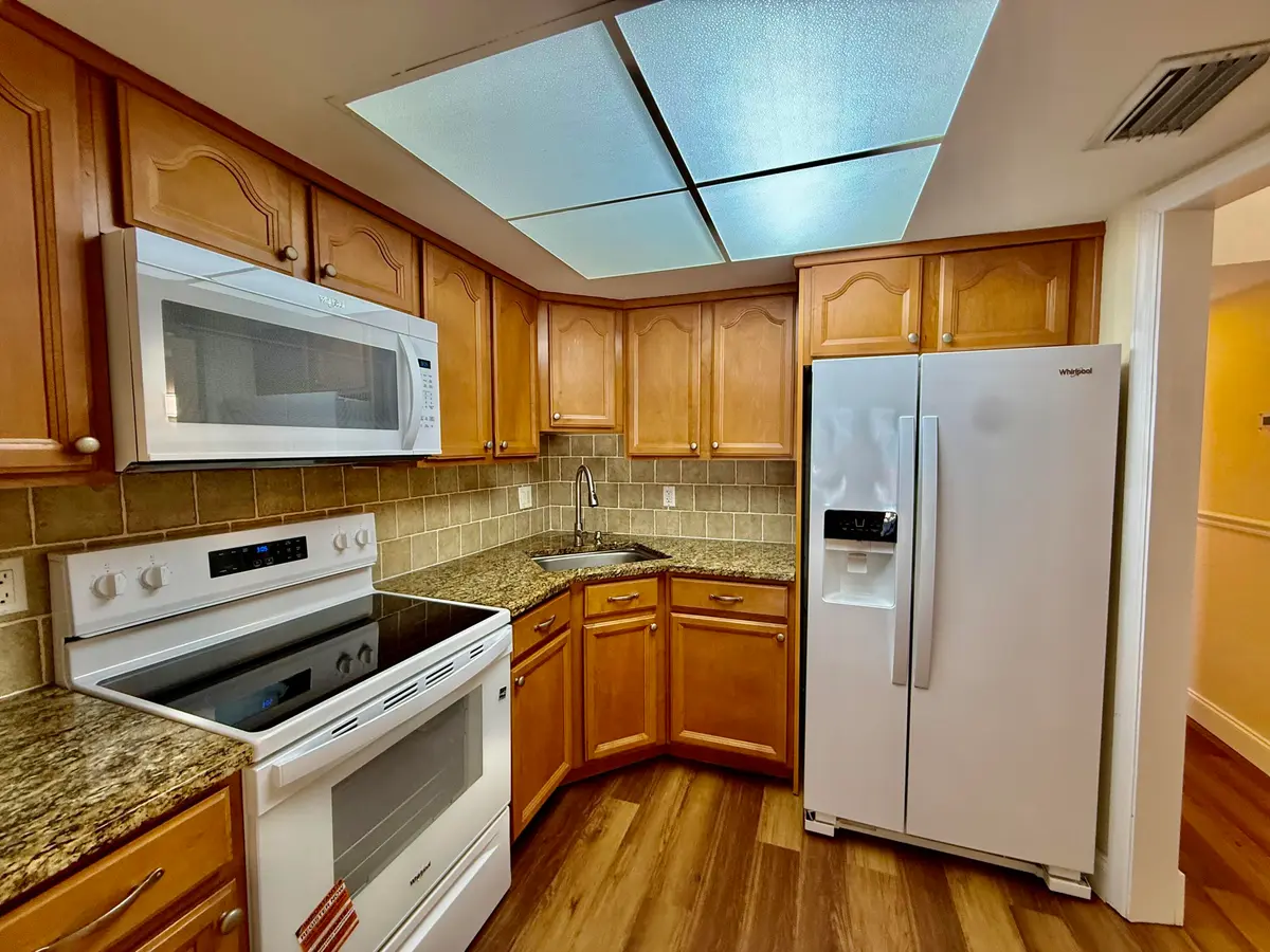 Kitchen at 342 Southwind Drive 122, North Palm Beach